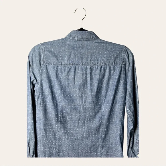 0400. J.CREW “THE PERFECT SHIRT” CHAMBRAY TOP BUTTON DOWN LONG SLEEVE SIZE XSM - Picture 7 of 8
